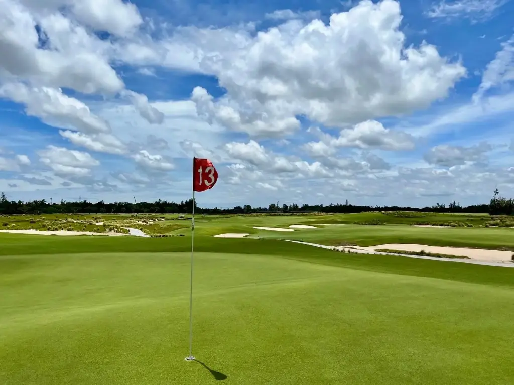 Bangkok Luxury Golf & Capella Stay